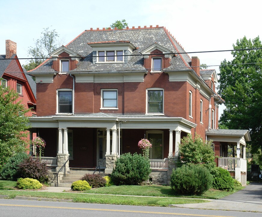 830 W 3rd St in Williamsport, PA - Building Photo