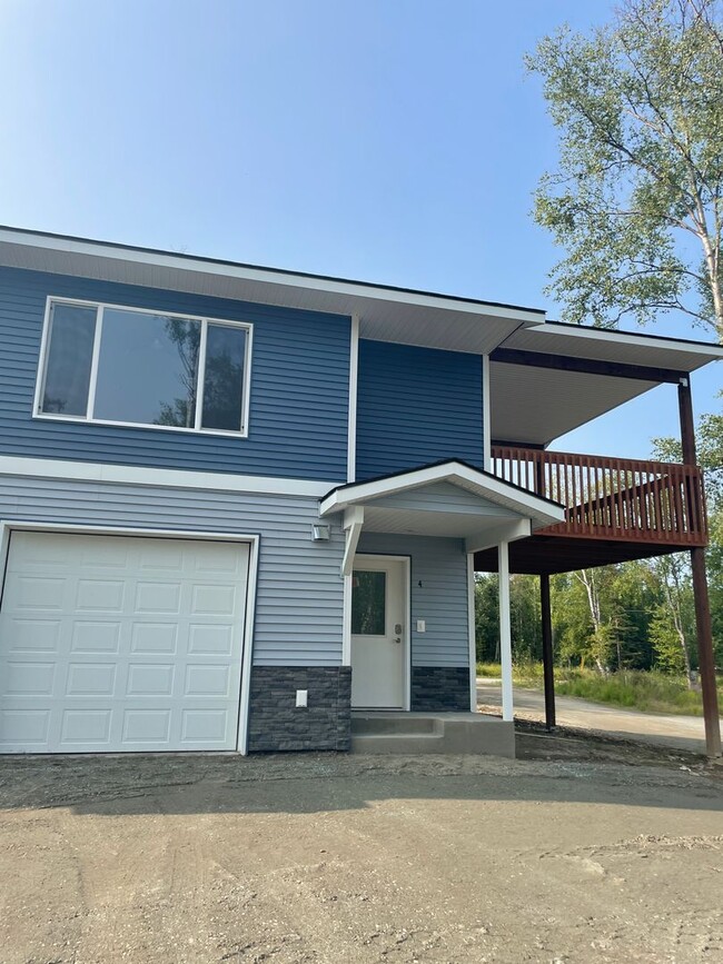 property at 2847 E Lakeview Rd