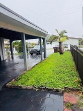 6975 W 10th Ct in Hialeah, FL - Building Photo - Building Photo
