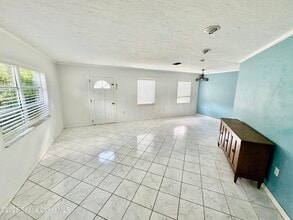 416 Lincoln Ave in Cape Canaveral, FL - Building Photo - Building Photo