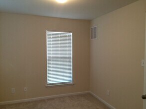 3851 Cary Glen Blvd in Cary, NC - Building Photo - Building Photo