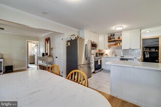 40905 Spring House Ln in Leonardtown, MD - Building Photo - Building Photo