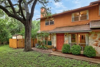 9100 Mountain Ridge Dr in Austin, TX - Building Photo - Building Photo