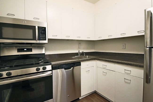 property at 1333 N Lake Shore Dr