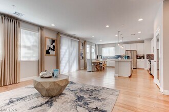 8580 Luse St in Las Vegas, NV - Building Photo - Building Photo