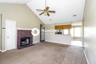 7046 Foxhall Dr in Horn Lake, MS - Building Photo - Building Photo