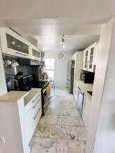 1300 Alton Rd in Miami Beach, FL - Building Photo - Building Photo