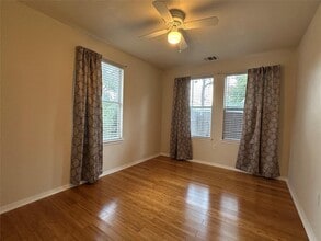 508 Montopolis Dr in Austin, TX - Building Photo - Building Photo