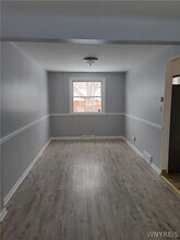 32 Cascade Dr in Buffalo, NY - Building Photo - Building Photo