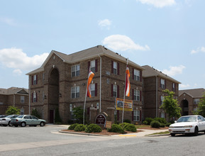 Sebastian Place in Greensboro, NC - Building Photo - Building Photo