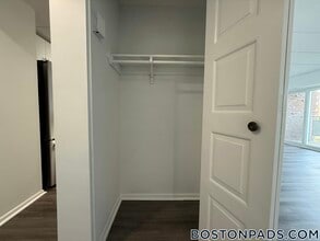 53 Hill Rd in Belmont, MA - Foto de edificio - Building Photo