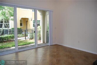 12411 NW 32nd Manor in Sunrise, FL - Building Photo - Building Photo
