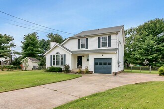 900 Cimarron Ct in Clarksville, TN - Building Photo - Building Photo