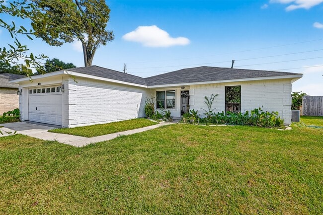 property at 1114 Briarmead Dr