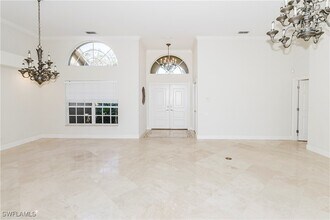273 Monterey Dr in Naples, FL - Building Photo - Building Photo