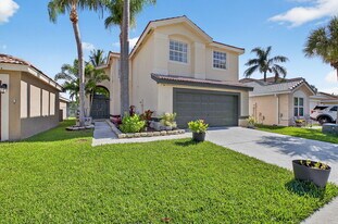 3527 Stratton Ln in Boynton Beach, FL - Building Photo