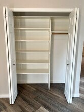 5358 Summerlake St SE in Salem, OR - Foto de edificio - Building Photo