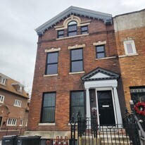 1023 E 45th St in Chicago, IL - Building Photo