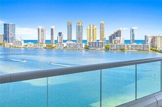 2600 Island Blvd in Aventura, FL - Building Photo - Building Photo