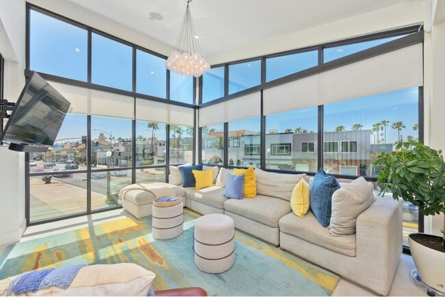 property at 504 E Balboa Blvd