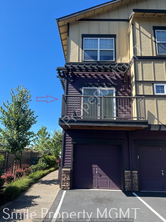 11217 SE Causey Cir in Happy Valley, OR - Foto de edificio