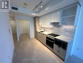 252 Church St in Toronto, ON - Building Photo - Building Photo