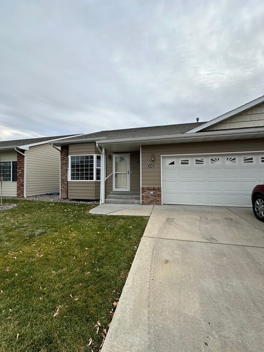 3142 New Hope Dr in Billings, MT - Building Photo