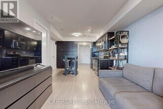 36 Via Bagnato in Toronto, ON - Building Photo - Building Photo