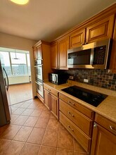 5757 N Sheridan Rd in Chicago, IL - Building Photo - Building Photo