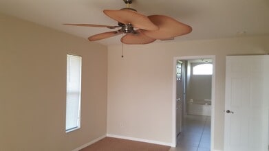 1405 NE 5th Pl in Cape Coral, FL - Building Photo - Building Photo