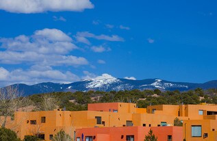 Zocalo in Santa Fe, NM - Building Photo