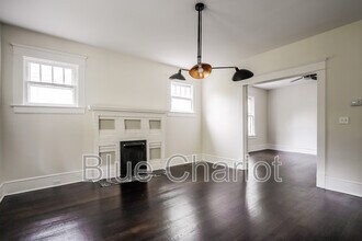 2607 Chapel Hill Rd in Durham, NC - Building Photo - Building Photo