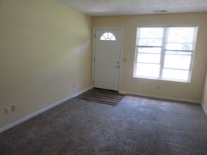 6443 Charles Snider Rd in Loveland, OH - Building Photo - Building Photo