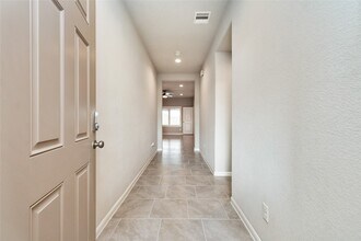 29622 Breakwater Dr in Park Row, TX - Building Photo - Building Photo