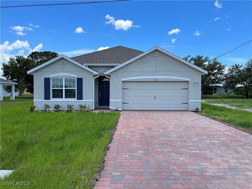 514 NW 1st Ln in Cape Coral, FL - Building Photo