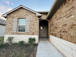 105 Naset Dr in Georgetown, TX - Building Photo - Building Photo