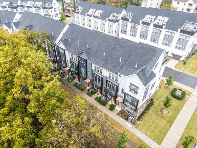 644 W End Dr in Charlotte, NC - Building Photo - Building Photo