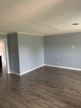 4001 Anderson Rd in Nashville, TN - Building Photo - Building Photo