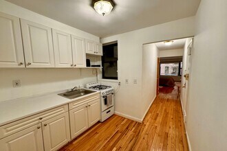 444 E 87th St in New York, NY - Foto de edificio - Building Photo