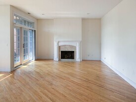 2927 N Southport Ave in Chicago, IL - Building Photo