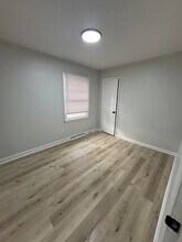 213 W Terrell St in Greensboro, NC - Building Photo - Building Photo