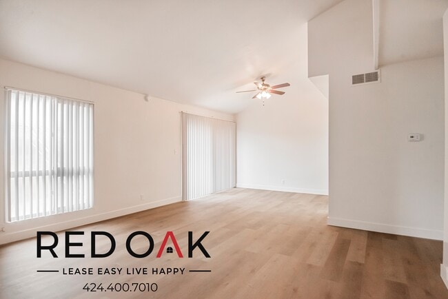property at 726 E Workman St