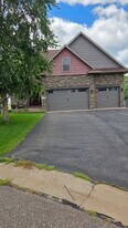 14896 Bison St NW in Ramsey, MN - Building Photo