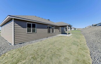 10506 Silverbright Dr in Pasco, WA - Building Photo - Building Photo