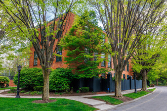 Mission Landing in Syracuse, NY - Building Photo - Building Photo