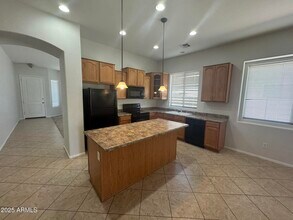 8370 West Myrtle Ave in Glendale, AZ - Building Photo - Building Photo