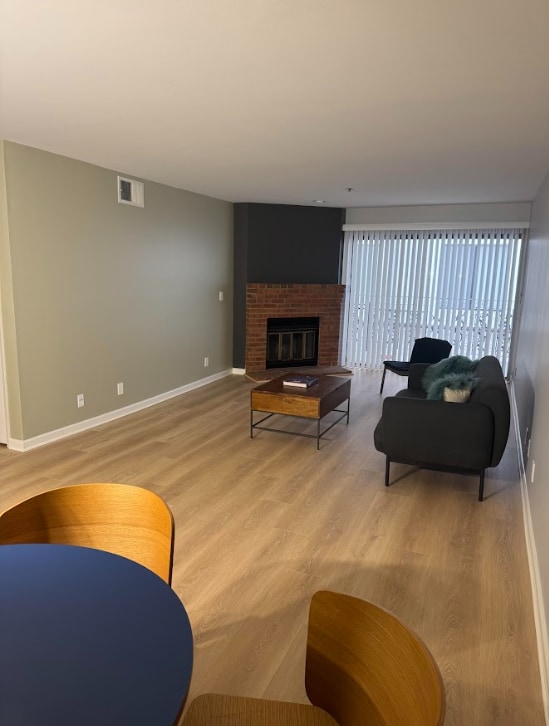 12712 Moorpark St in Los Angeles, CA - Building Photo - Building Photo