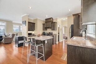 33382 Franklin Ave in Abbotsford, BC - Building Photo
