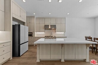 20723 Deer Grass Ct in Los Angeles, CA - Building Photo - Building Photo