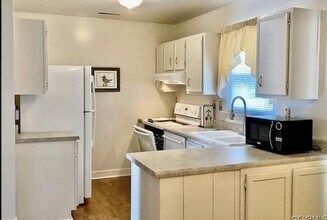 9429 Greenhill Ct in Richmond, VA - Building Photo - Building Photo